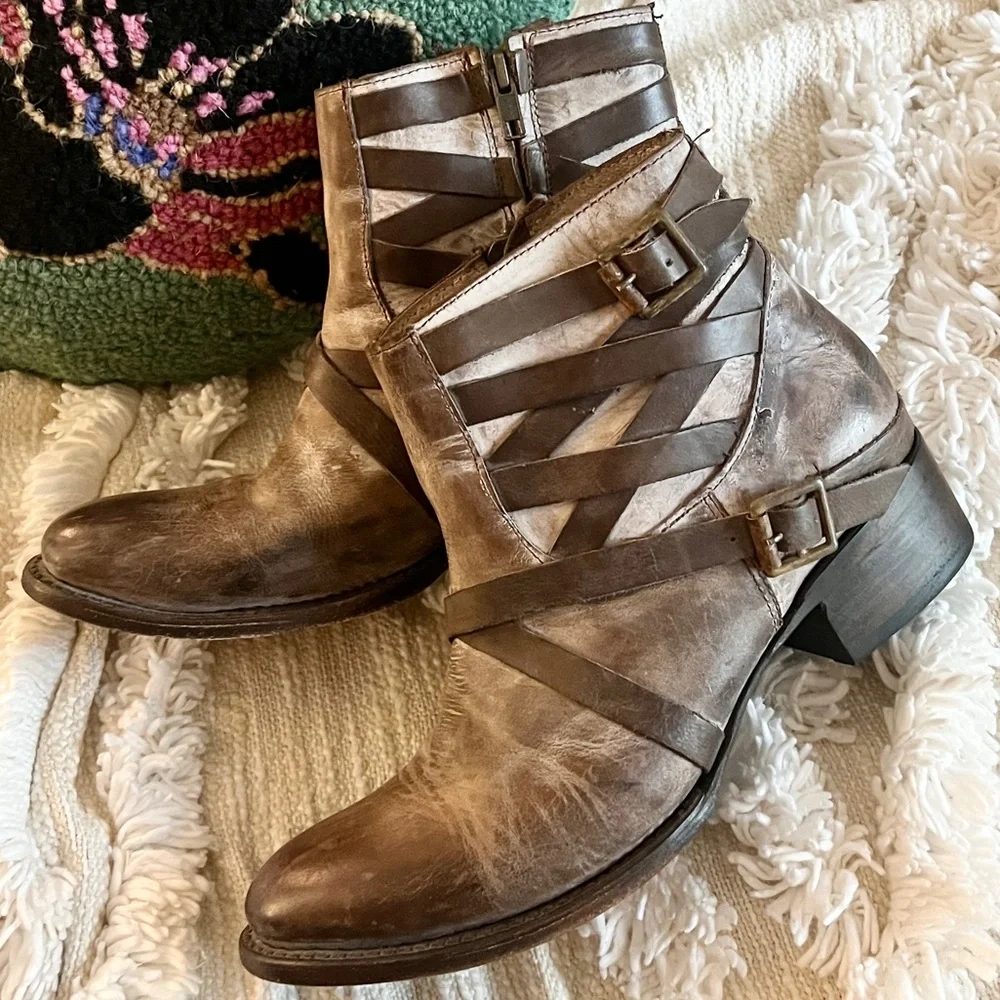 Freebird by Steven Taupe Brown Tan Strappy Leather Sammi Booties 9 - Picture 7 of 16